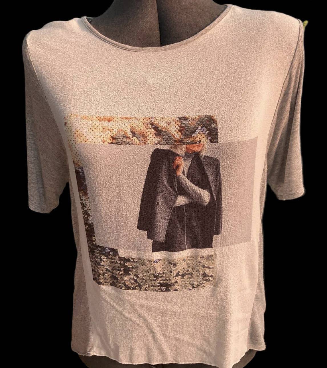 Casual printed T-shirt with graphic print